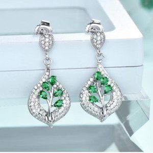 LEAF-DESIGN EMERALD GREEN CUBIC ZIRCONIA EARRINGS